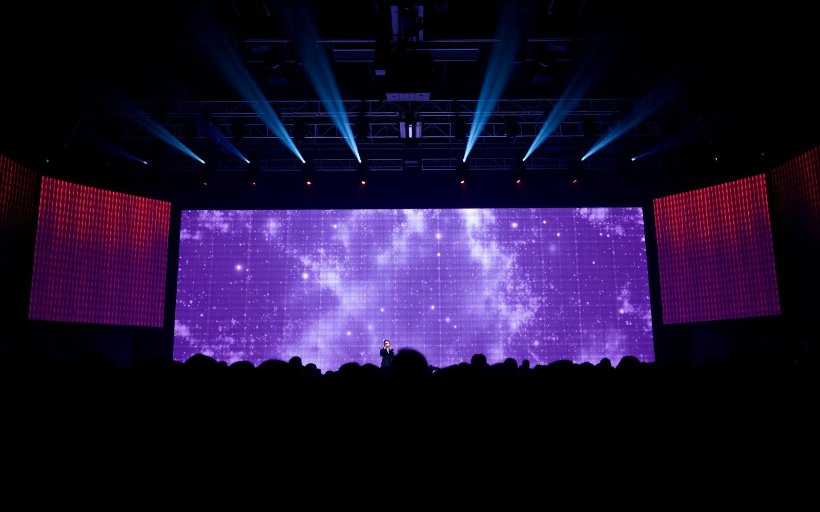 Global tech summit with LED wall